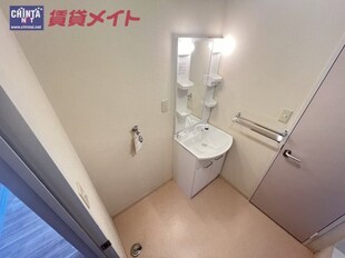 伊勢中川駅 徒歩15分 1階の物件内観写真